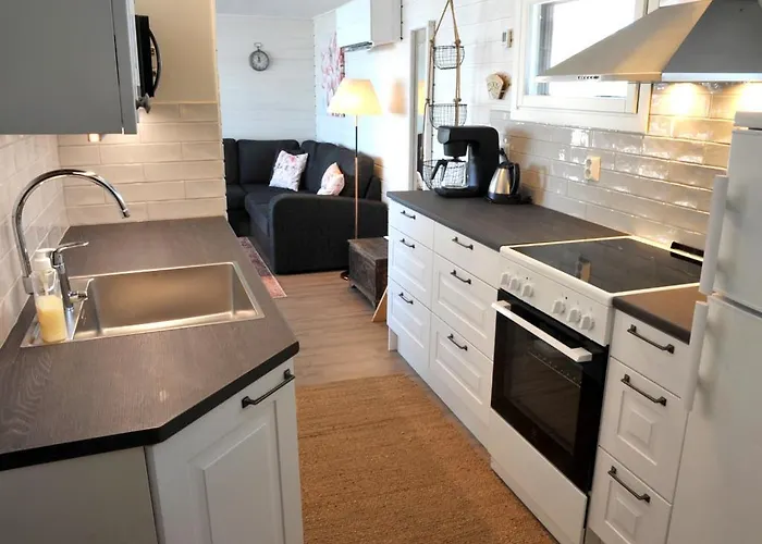 וילה Tiiramoekki פריקלה